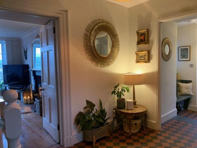 Вілла Dolgellau Townhouse 2 Minutes To Town & Mountains Екстер'єр фото